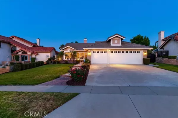 2381 Via Pacifica, Corona, CA 92882