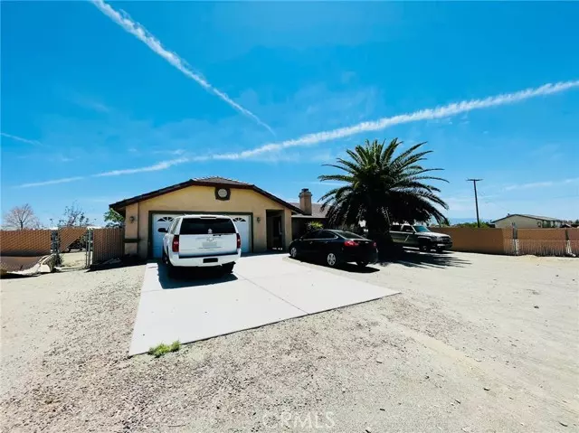 4623 Camellia Road, Phelan, CA 92371