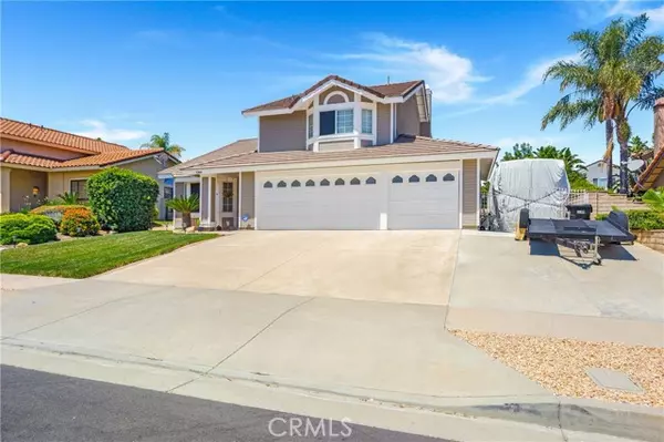 2366 Mangular Avenue, Corona, CA 92882