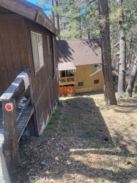 33067 Robin Lane, Arrowbear, CA 92382