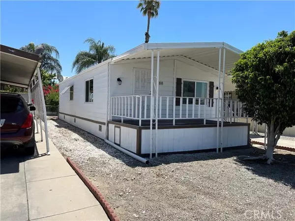 200 W san bernardino #88, Rialto, CA 92376