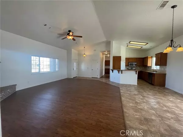 Pinon Hills, CA 92372,12572 Alta Vista Road