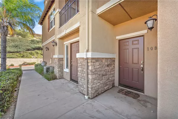 Lake Elsinore, CA 92532,15435 Park Point Avenue #108