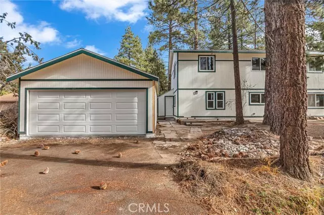 345 W Country Club Boulevard, Big Bear City, CA 92314