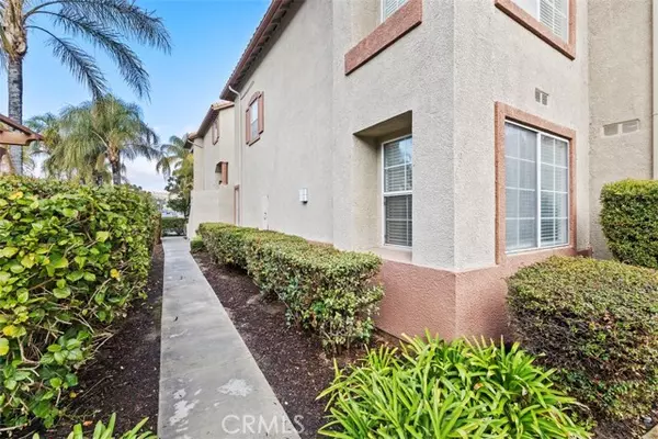 2900 Via Toscana #101, Corona, CA 92879