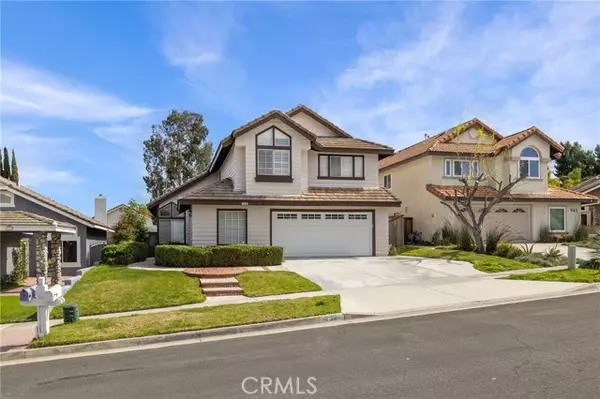 933 Roxbury Drive, Corona, CA 92882