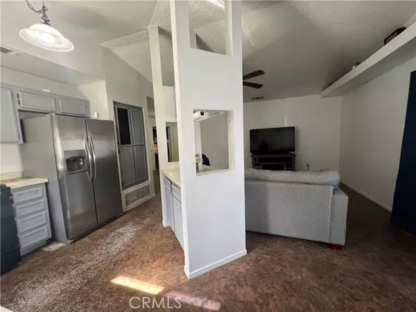 Perris, CA 92570,468 Cypress way