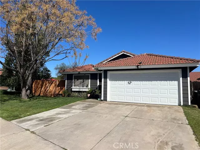 Perris, CA 92570,468 Cypress way