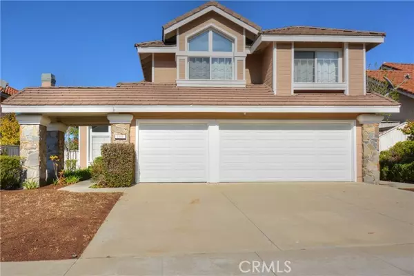 2301 Whiteoak Lane, Corona, CA 92882