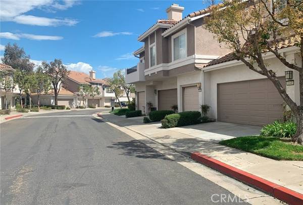 Anaheim Hills, CA 92808,1048 S Dewcrest Drive