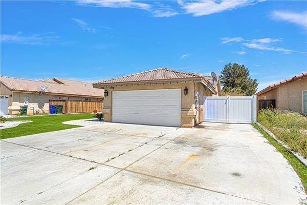 18563 Laurie Lane, Adelanto, CA 92301