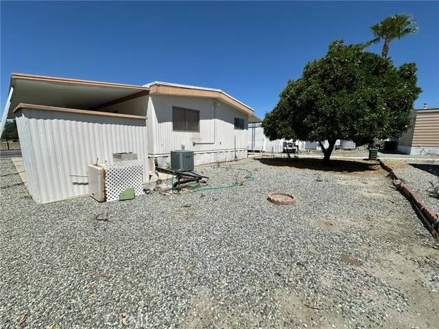 1895 W Devonshire #143, Hemet, CA 92545