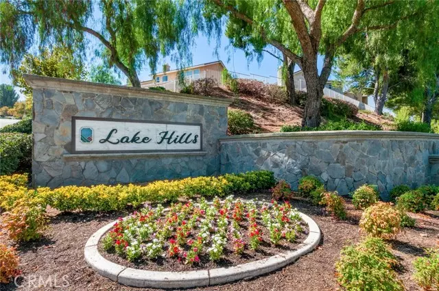 Riverside, CA 92503,18714 Lakepointe Drive