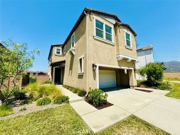 Fontana, CA 92336,5322 Casoria Way