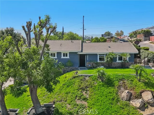 19205 Diplomat Avenue, Corona, CA 92881