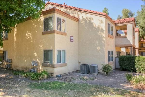 1130 W Blaine Street #102, Riverside, CA 92507