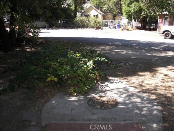 Crestline, CA 92325,621 Friendly Lane