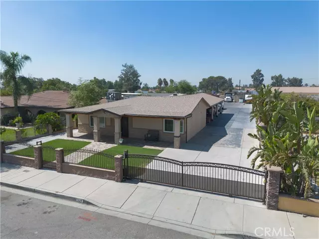 9828 Carob Avenue, Fontana, CA 92335