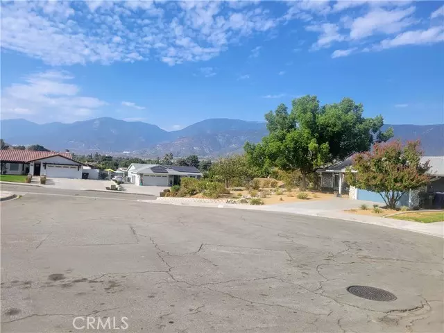 1493 Yardley Street, San Bernardino, CA 92407