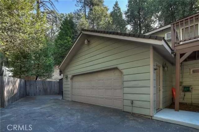 303 S Dart Canyon Road, Crestline, CA 92325