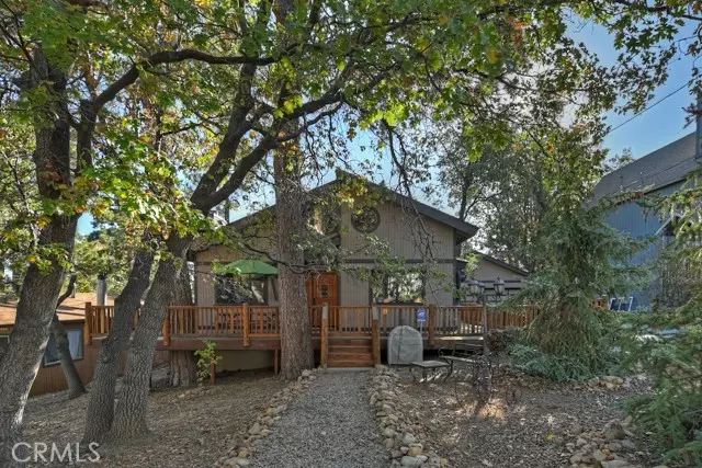 843 Maple Lane, Sugarloaf, CA 92386