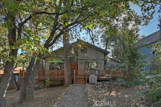 843 Maple Lane, Sugarloaf, CA 92386