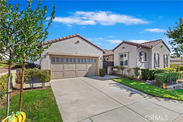 8808 Larkspur Drive, Corona, CA 92883