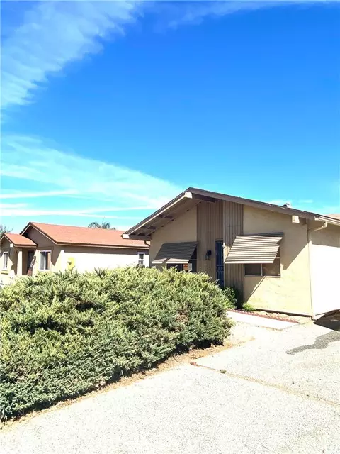 586 Solano Drive, Hemet, CA 92545