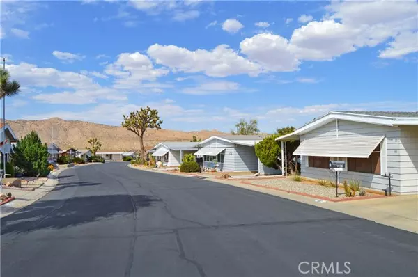 Yucca Valley, CA 92284,7501 Palm #83