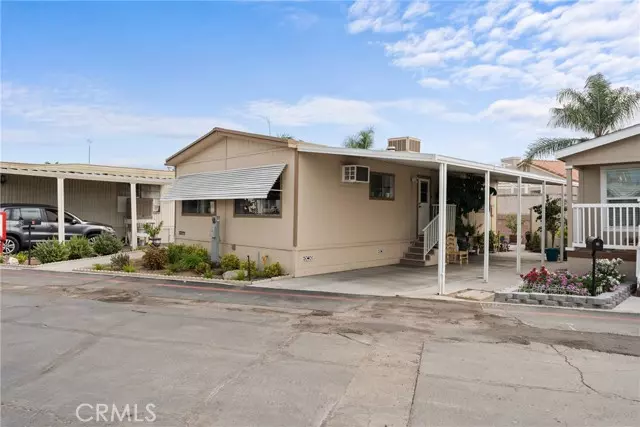 Bloomington, CA 92316,17455 Marygold #39