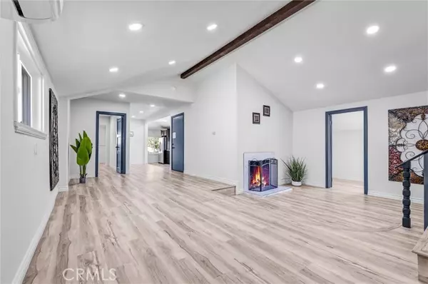 Tujunga, CA 91042,9502 Inspiration Way