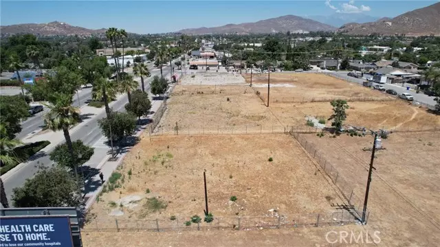 5359 Mission, Jurupa Valley, CA 92509