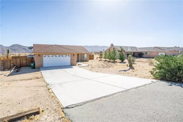 Joshua Tree, CA 92252,62375 Crestview Drive