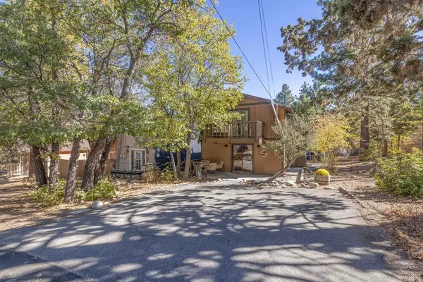 755 Holmes Lane, Sugarloaf, CA 92386