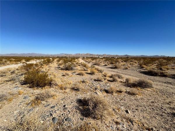 0 Dallas,  Lucerne Valley,  CA 92356