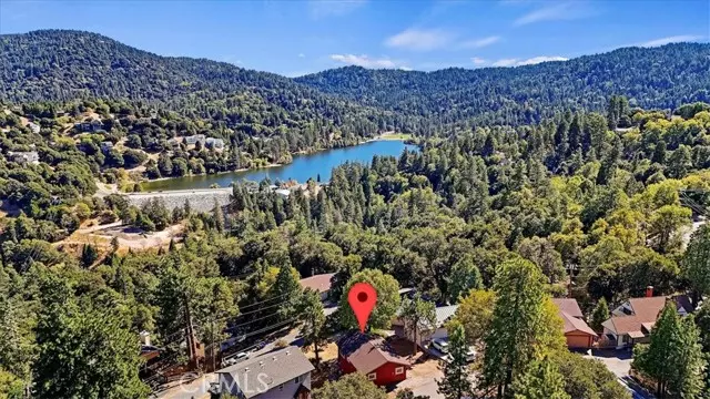 170 Wylerhorn Drive, Crestline, CA 92325