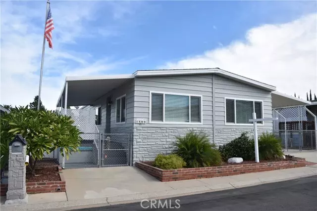 1405 Glengrove, Corona, CA 92882