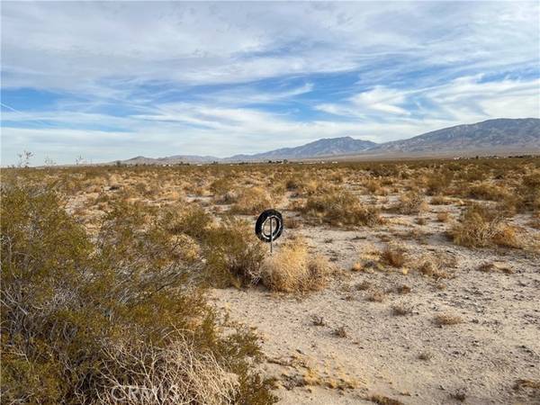 0 Old Woman Springs, Lucerne Valley, CA 92356