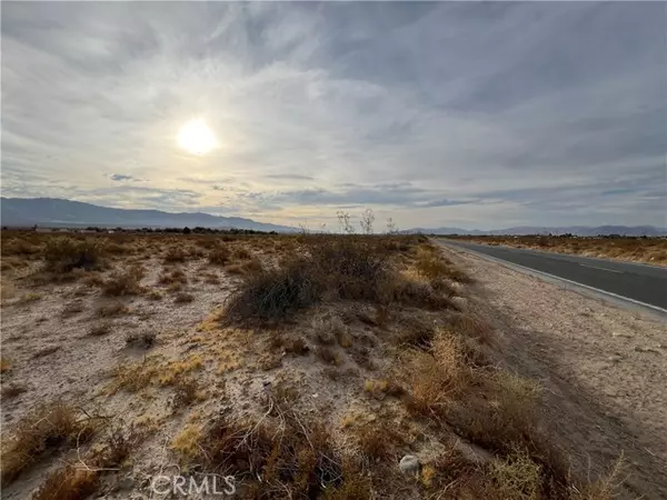 Lucerne Valley, CA 92356,0 Old Woman Springs