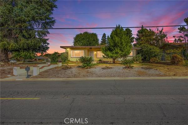 902 E 11th Street, Beaumont, CA 92223