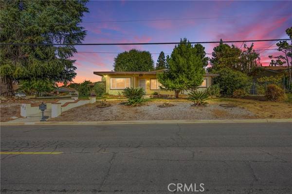 902 E 11th Street, Beaumont, CA 92223