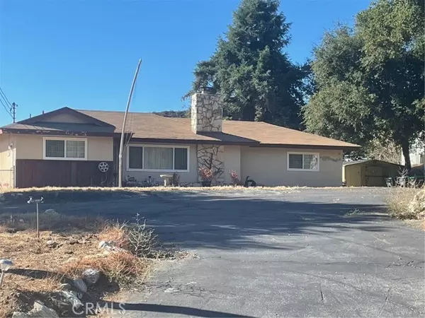 8405 Oak Glen Road, Cherry Valley, CA 92223