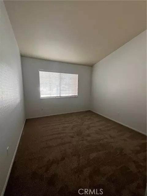 Corona, CA 92881,652 Walnut Circle