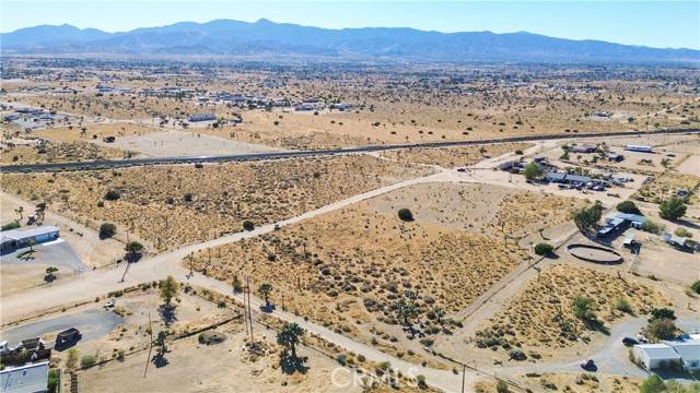 1 Mesa, Phelan, CA 92371