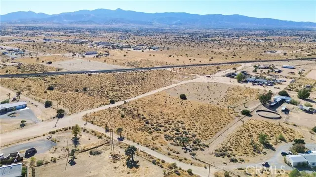 Phelan, CA 92371,1 Mesa