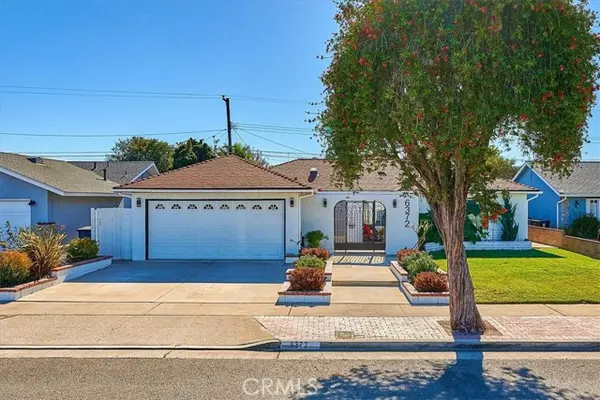 6372 Larchwood Drive, Huntington Beach, CA 92647