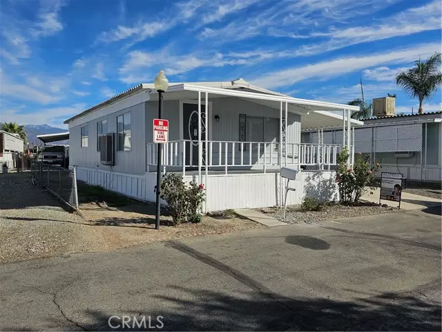 San Jacinto, CA 92583,999 S Santa Fe #1