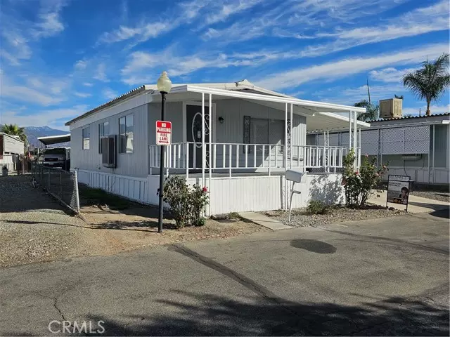 San Jacinto, CA 92583,999 S Santa Fe #1