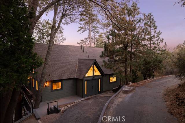 144 Old Toll Road, Lake Arrowhead, CA 92352