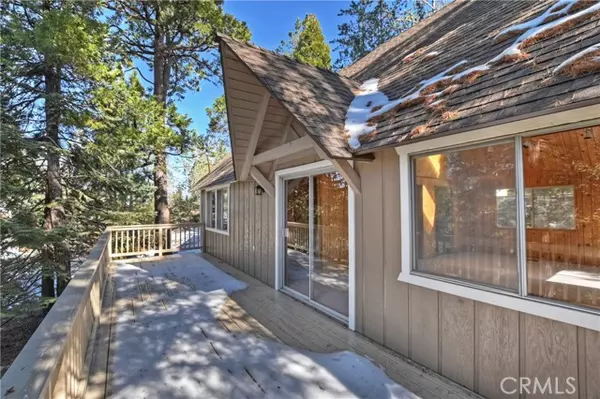 Lake Arrowhead, CA 92352,507 Pioneer Road